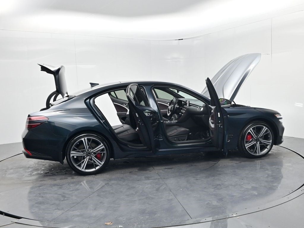 2025 Genesis G70 3.3T Sport Prestige