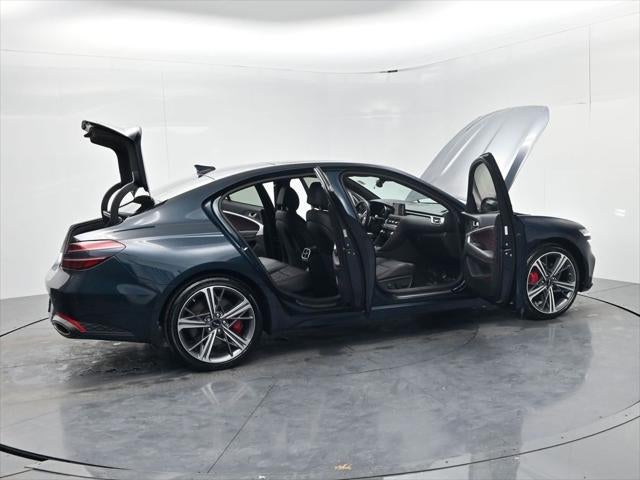 2025 Genesis G70 3.3T Sport Prestige