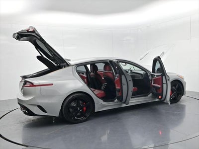2019 Kia Stinger GT2