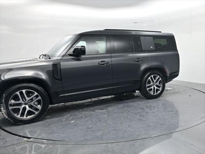 2023 Land Rover Defender 130 X-Dynamic SE