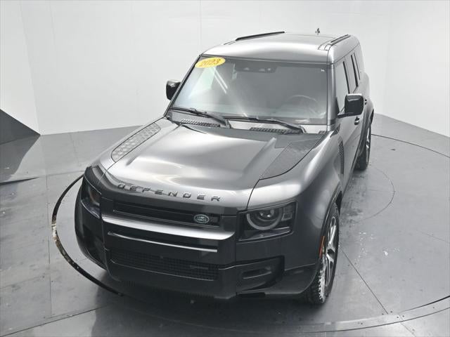 2023 Land Rover Defender 130 X-Dynamic SE