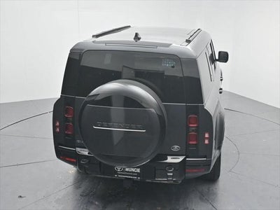 2023 Land Rover Defender 130 X-Dynamic SE