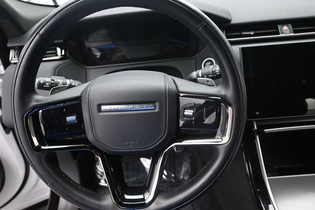2025 Land Rover Range Rover Velar Dynamic SE