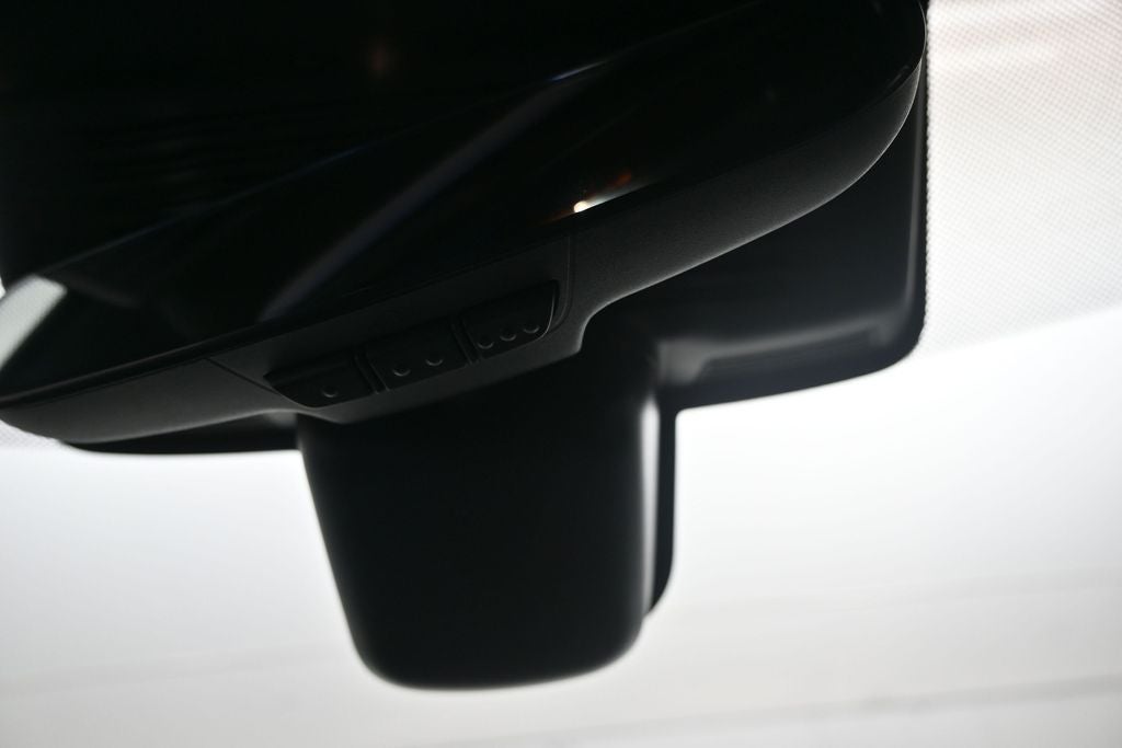 2025 Land Rover Range Rover Velar Dynamic SE