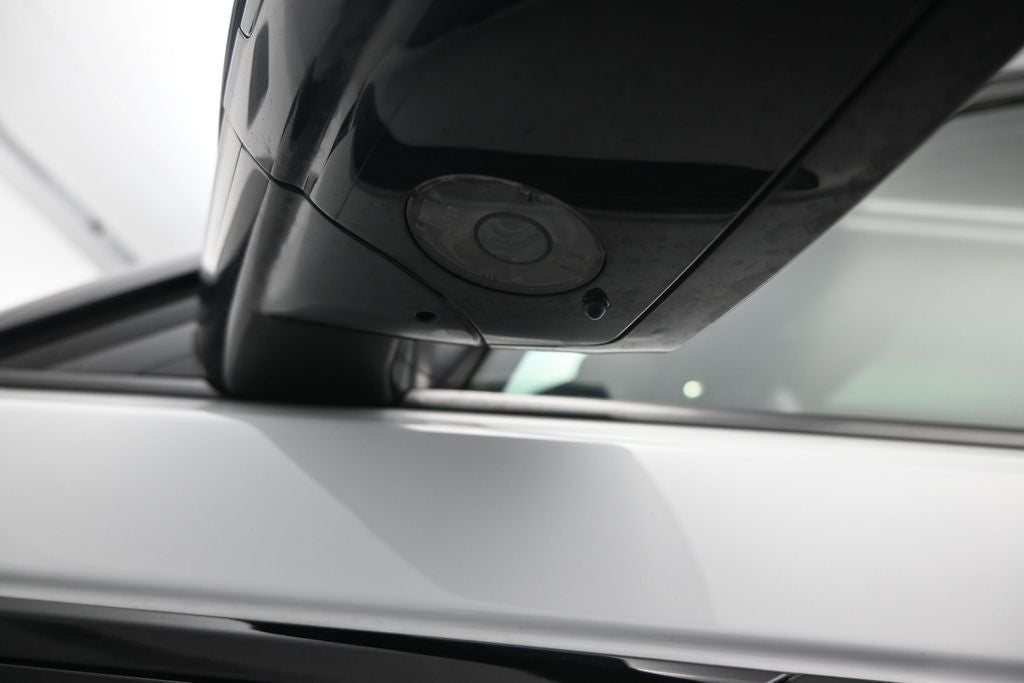 2025 Land Rover Range Rover Velar Dynamic SE