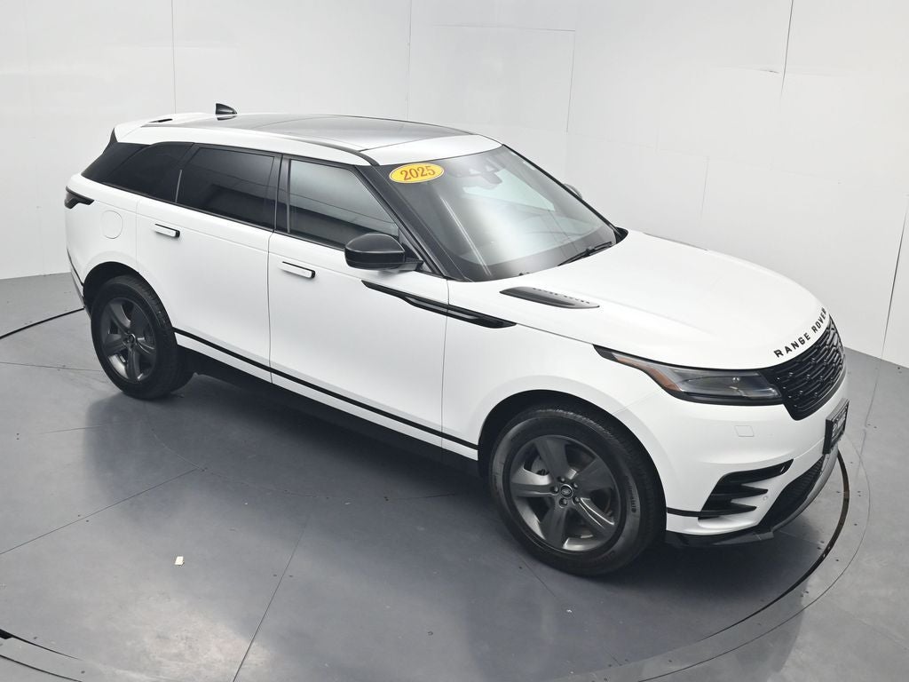 2025 Land Rover Range Rover Velar Dynamic SE