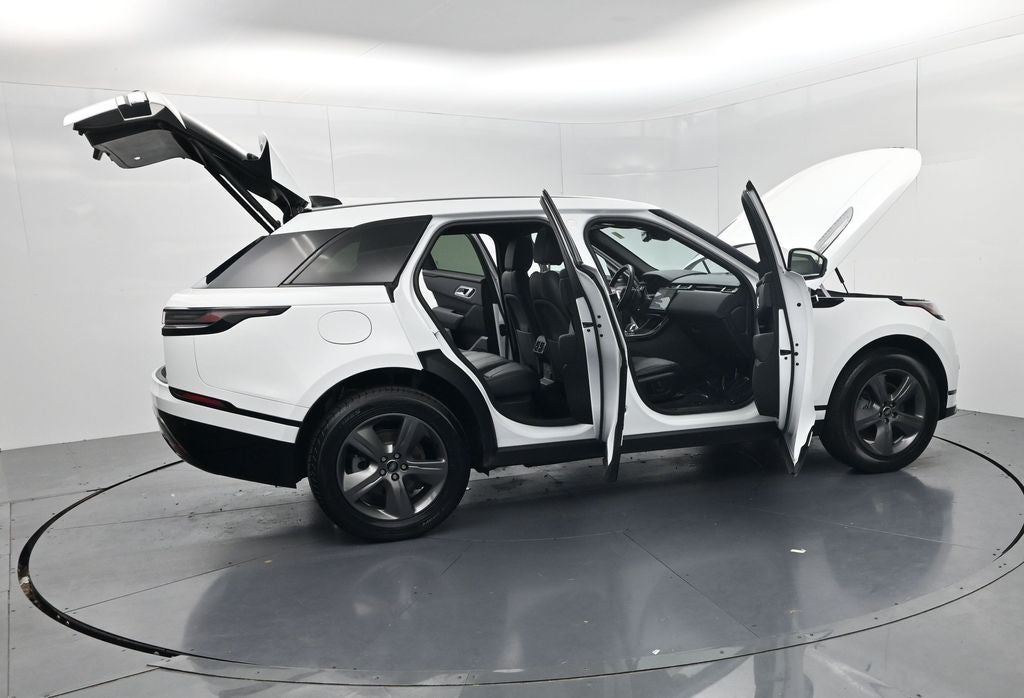 2025 Land Rover Range Rover Velar Dynamic SE