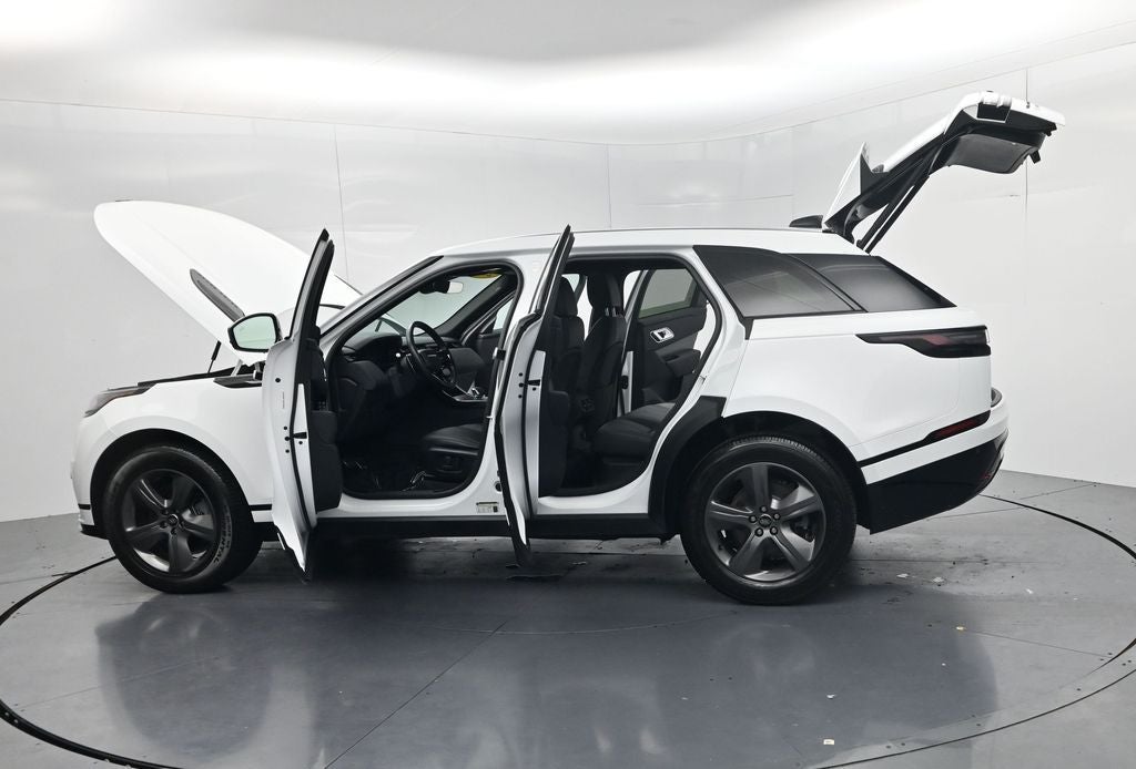 2025 Land Rover Range Rover Velar Dynamic SE