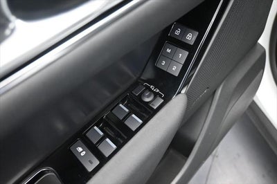 2025 Land Rover Range Rover Velar Dynamic SE