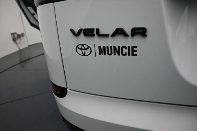 2025 Land Rover Range Rover Velar Dynamic SE