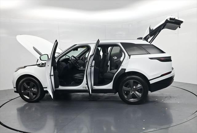 2025 Land Rover Range Rover Velar Dynamic SE