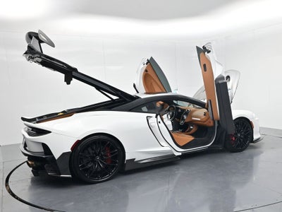 2022 McLaren GT Base