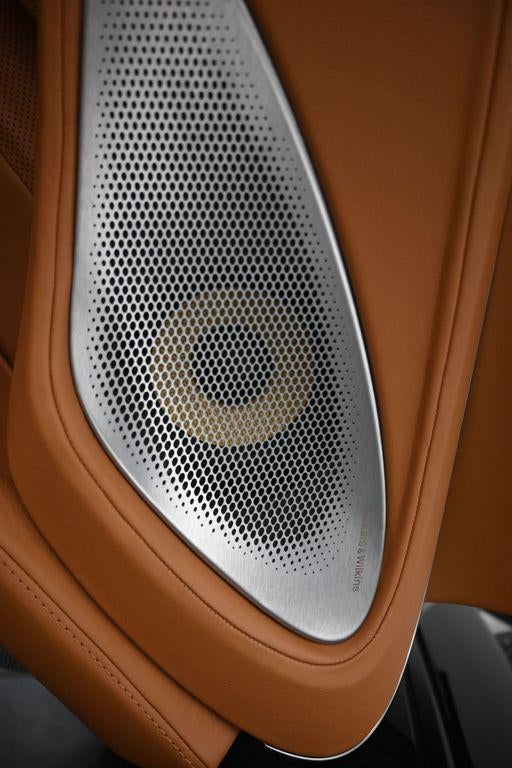 2022 McLaren GT Base