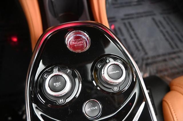 2022 McLaren GT Base