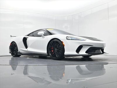 2022 McLaren GT Base