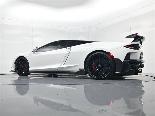 2022 McLaren GT Base