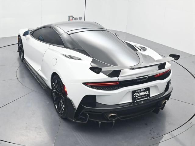 2022 McLaren GT Base