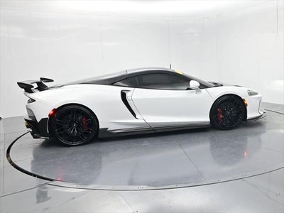 2022 McLaren GT Base