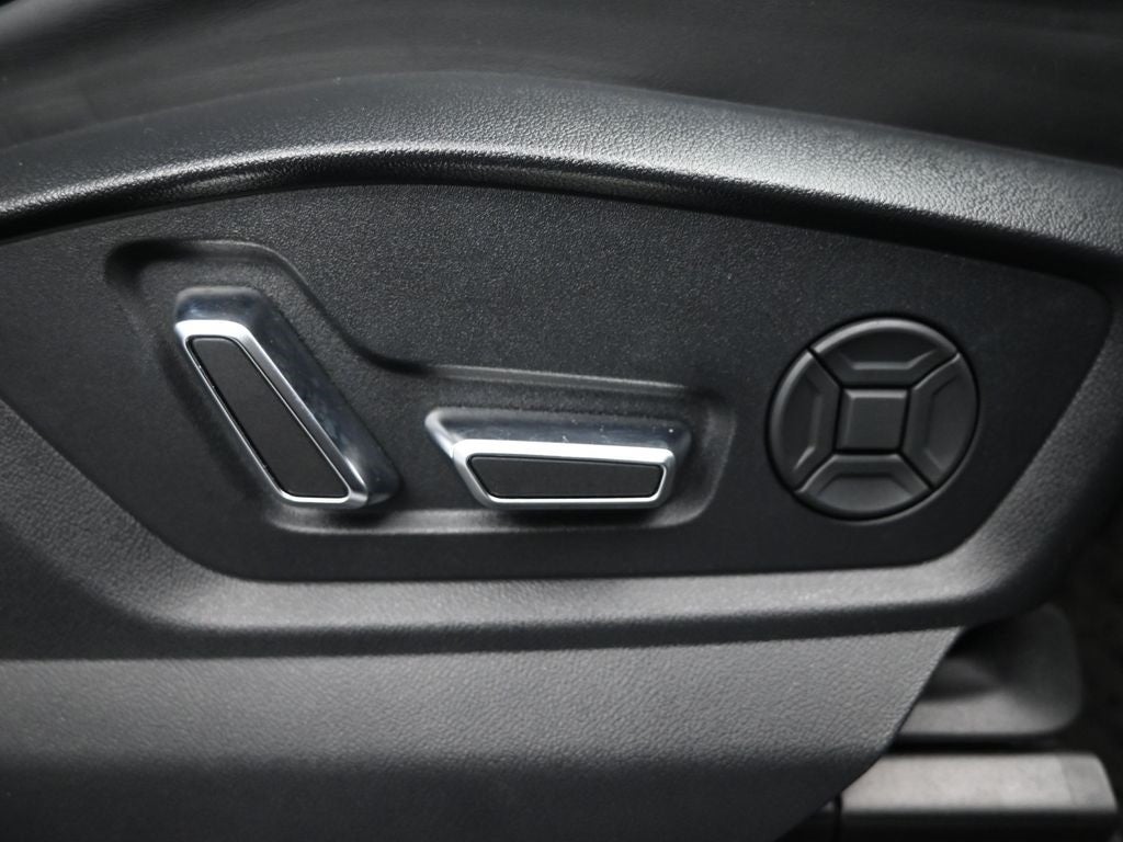 2023 Audi SQ7 Premium Plus quattro