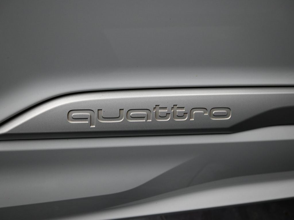 2023 Audi SQ7 Premium Plus quattro