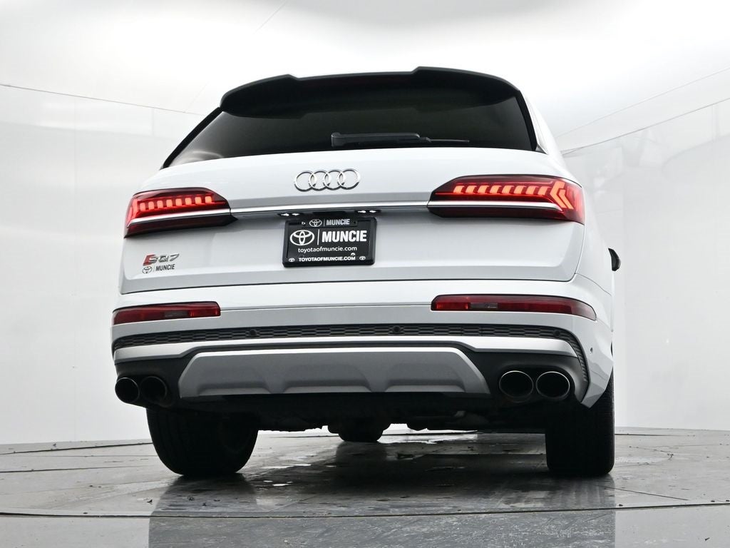 2023 Audi SQ7 Premium Plus quattro