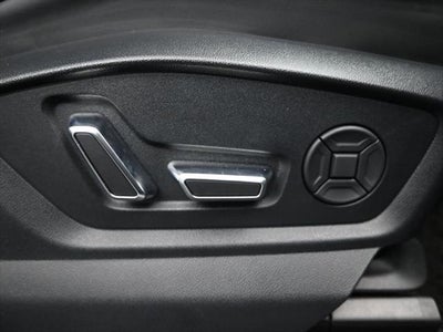2023 Audi SQ7 Premium Plus quattro