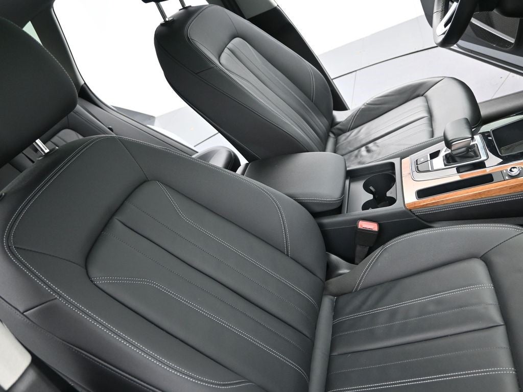 2023 Audi Q5 45 S line Premium Plus quattro