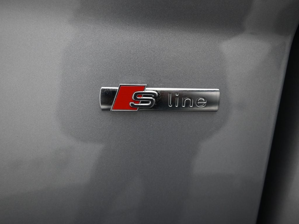 2023 Audi Q5 45 S line Premium Plus quattro