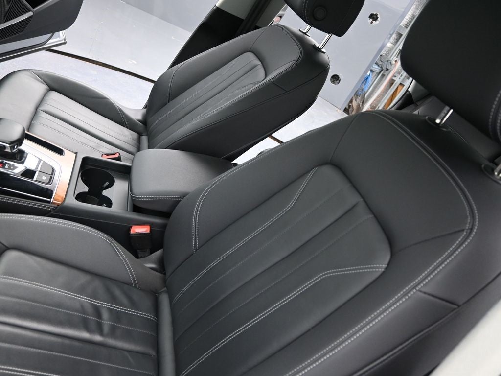 2023 Audi Q5 45 S line Premium Plus quattro