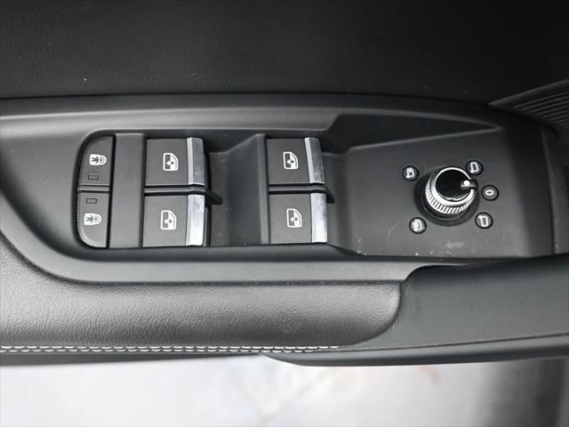 2023 Audi Q5 45 S line Premium Plus quattro