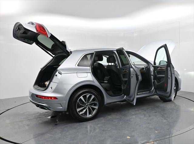 2023 Audi Q5 45 S line Premium Plus quattro