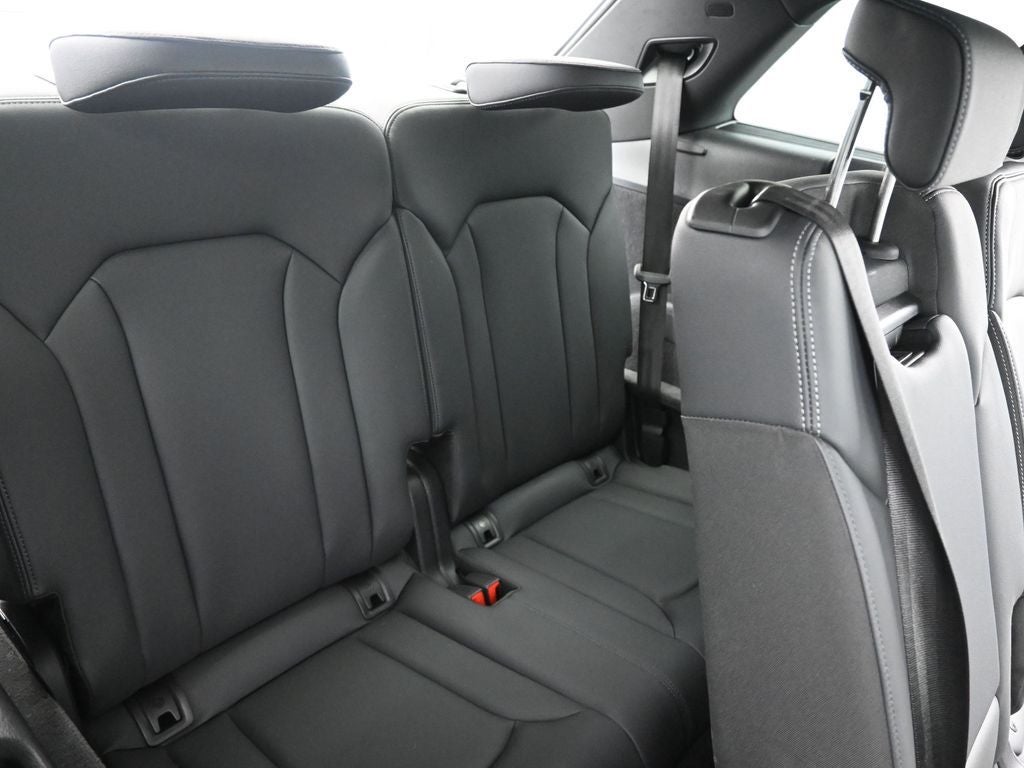 2025 Audi Q7 55 Premium Plus quattro