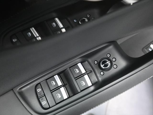 2025 Audi Q7 55 Premium Plus quattro