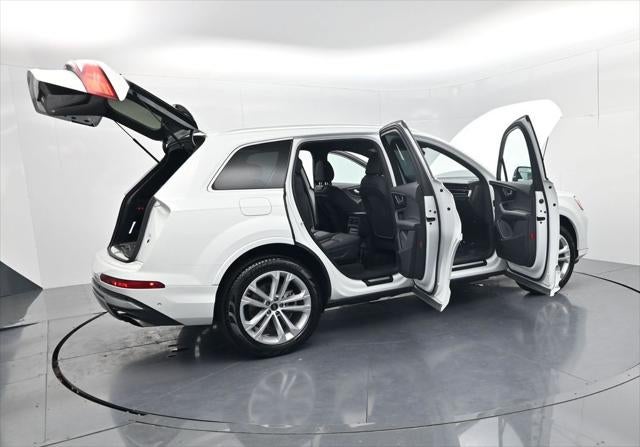 2025 Audi Q7 55 Premium Plus quattro
