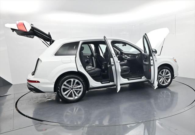2025 Audi Q7 55 Premium Plus quattro