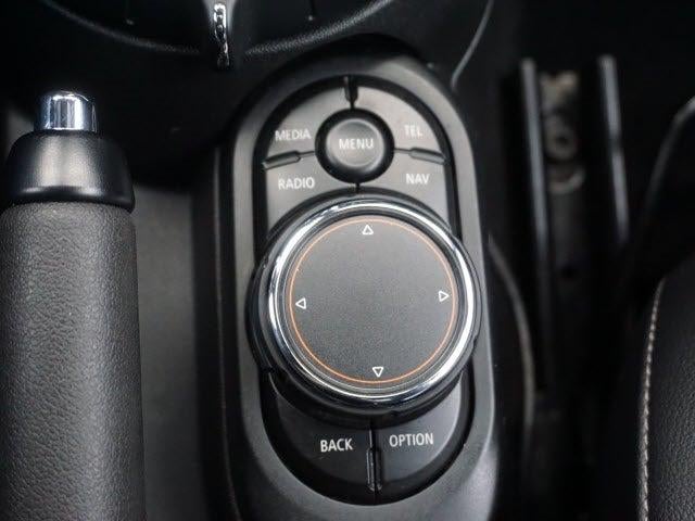 2016 MINI Cooper S Base