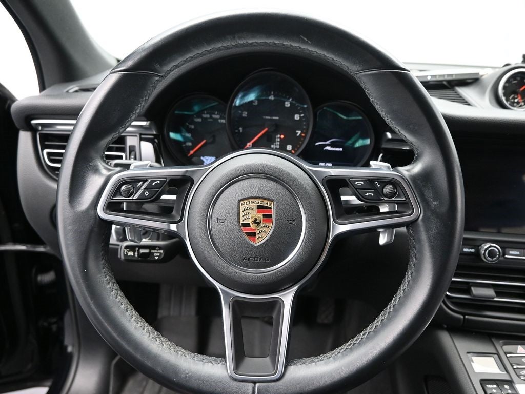 2021 Porsche Macan Base