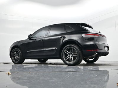 2021 Porsche Macan Base