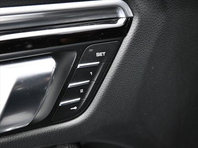 2021 Porsche Macan Base