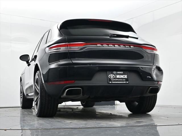 2021 Porsche Macan Base