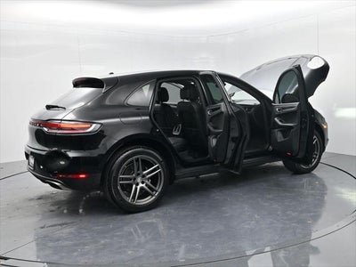 2021 Porsche Macan Base