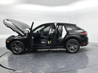 2021 Porsche Macan Base