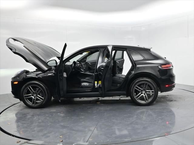 2021 Porsche Macan Base