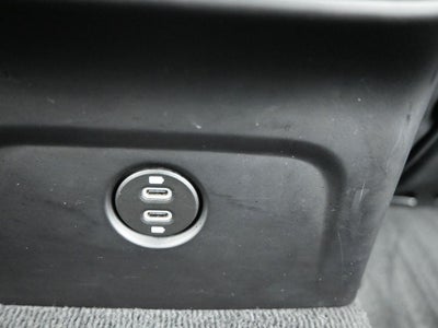 2024 Porsche Macan T