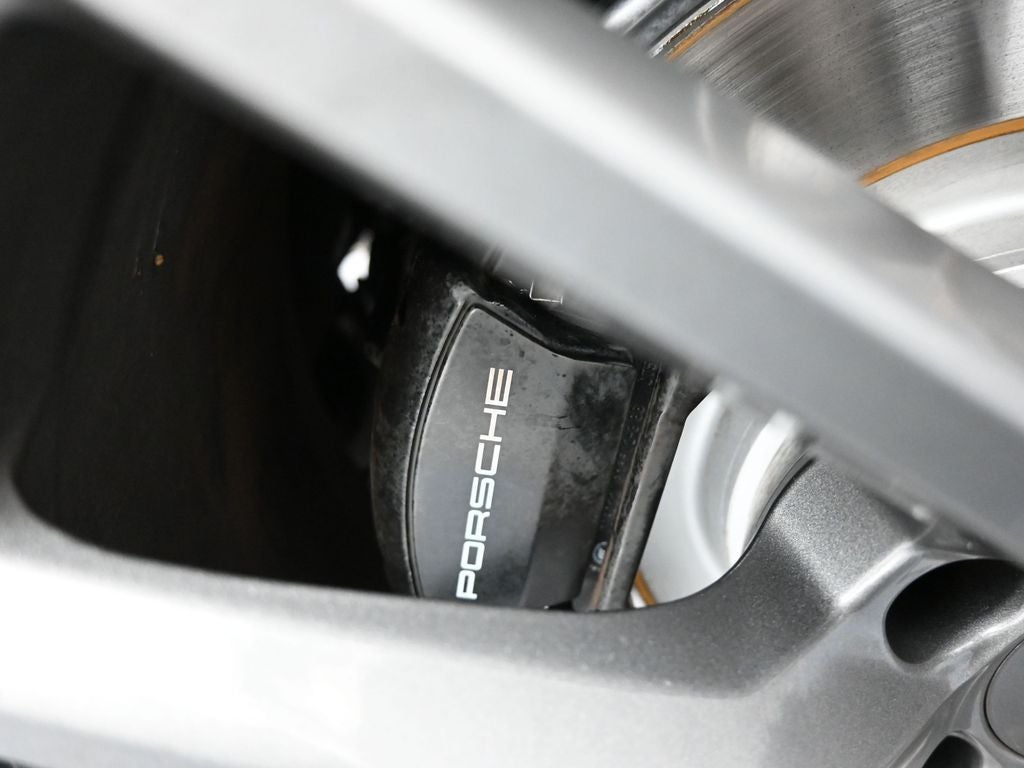 2024 Porsche Macan T