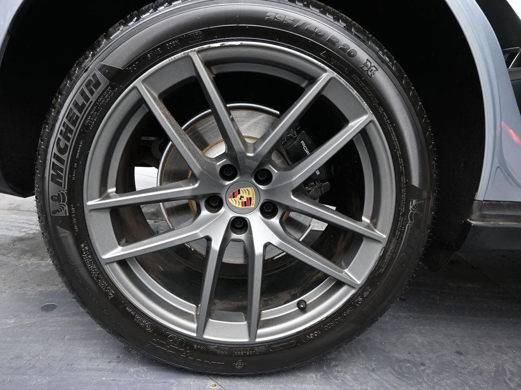 2024 Porsche Macan T