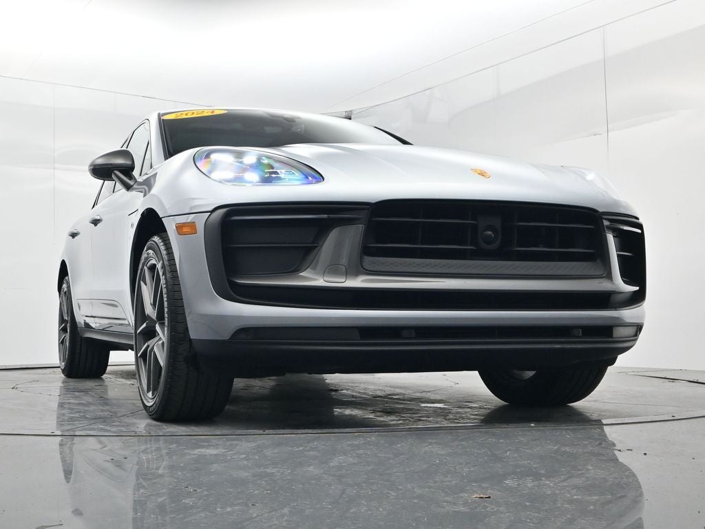 2024 Porsche Macan T