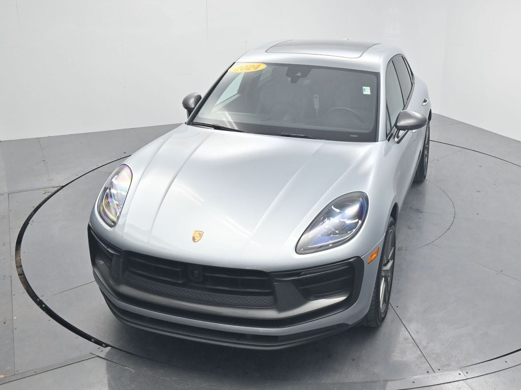 2024 Porsche Macan T