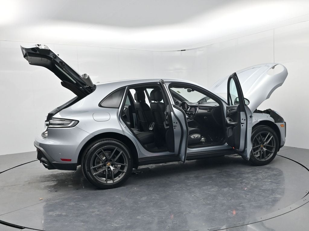 2024 Porsche Macan T