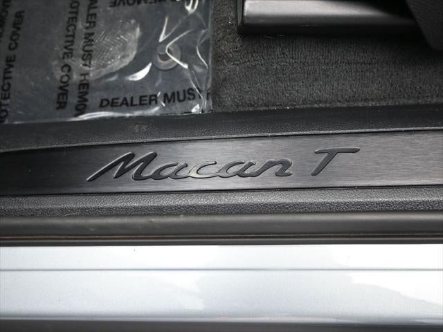 2024 Porsche Macan T